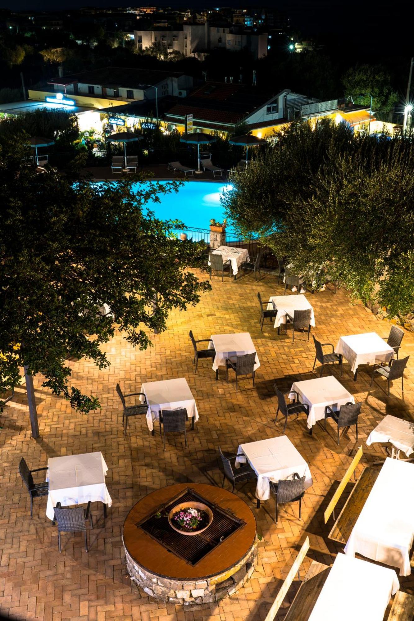 Park Hotel Cilento Marina di Camerota Zewnętrze zdjęcie